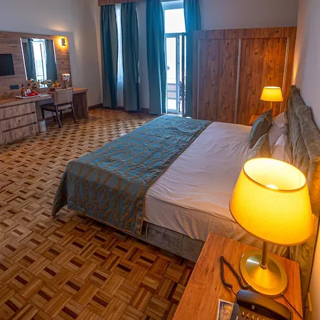 Dome & Casino Location ! Gæstehus