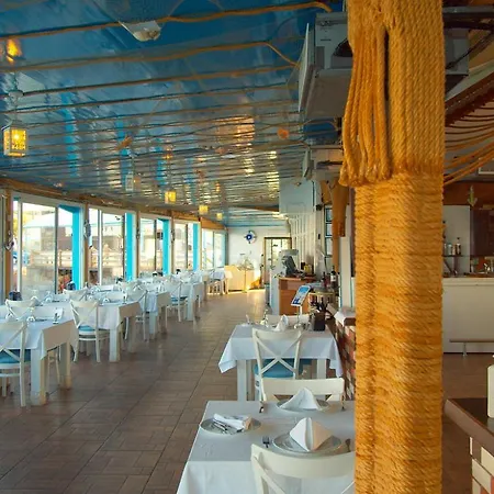 Dome & Casino Location ! Pensjonat 4*