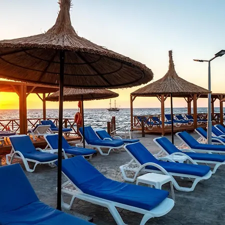 Pensjonat Dome & Casino Location ! 4*