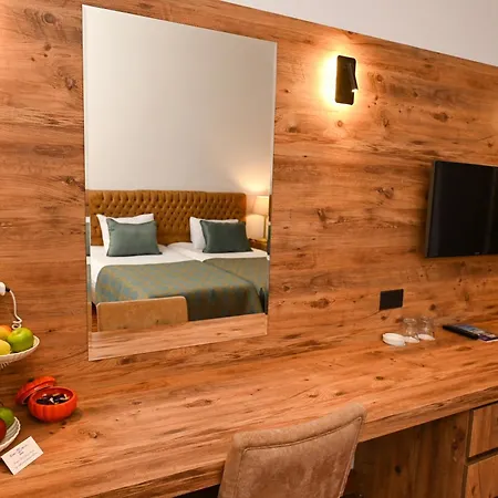 Dome & Casino Location ! Pensjonat 4*