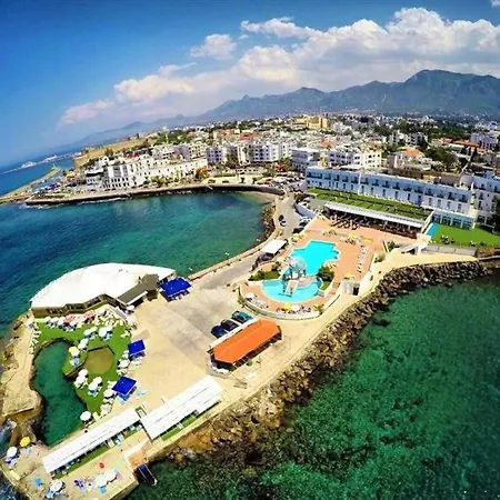 Seafront Dome Central & Anchor Restaurant & Casino 4* キレニア