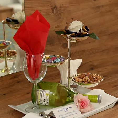 Pensiune Dome & Casino Location !