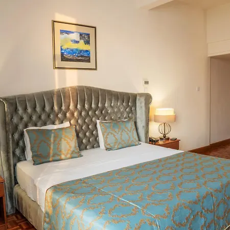 Dome & Casino Location ! Pensiune